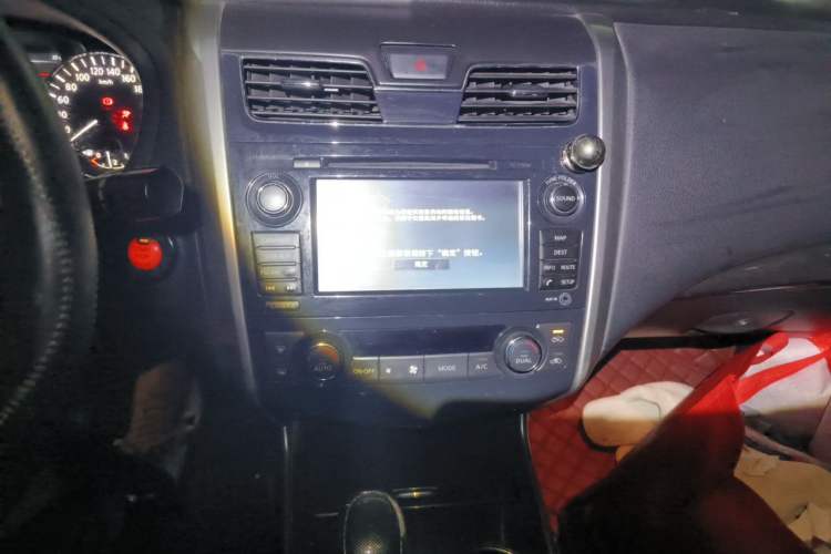 Used Nissan Teana 2013 2.0L XL Comfort Edition Audio And AC Panel