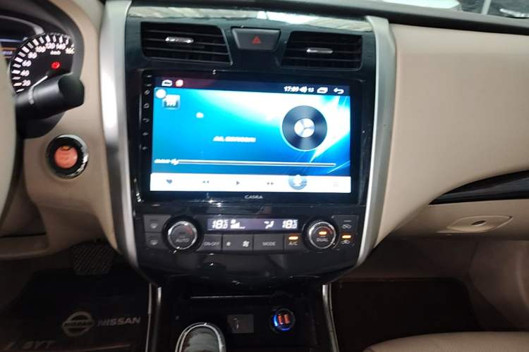 Used Nissan Teana 2013 2.0L XL Comfort Edition Audio And AC Panel