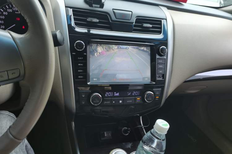 Used Nissan Teana 2013 2.0L XL Comfort Edition Audio And AC Panel