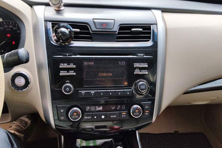 Used Nissan Teana 2013 2.0L XL Comfort Edition Audio And AC Panel