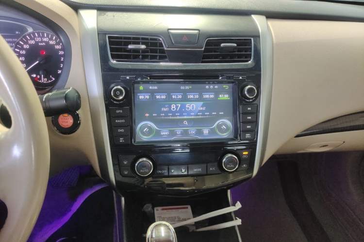 Used Nissan Teana 2013 2.0L XL Comfort Edition Audio And AC Panel