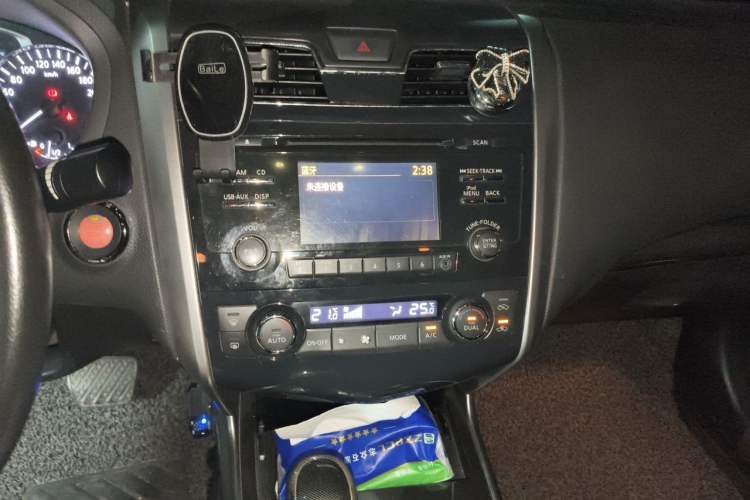 Used Nissan Teana 2013 2.5L XL Leading Edition Audio And AC Panel