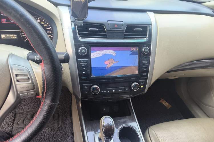 Used Nissan Teana 2013 2.0L XL Comfort Edition Audio And AC Panel