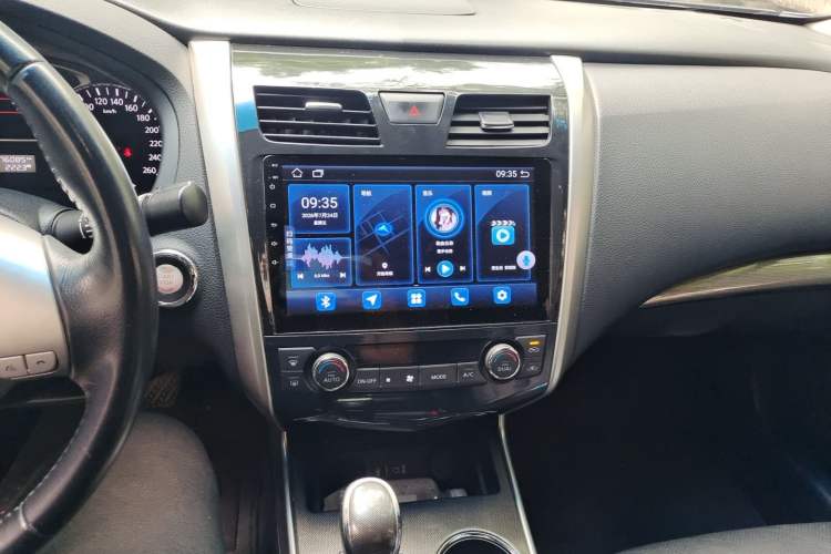 Used Nissan Teana 2013 2.0L XL Comfort Edition Audio And AC Panel