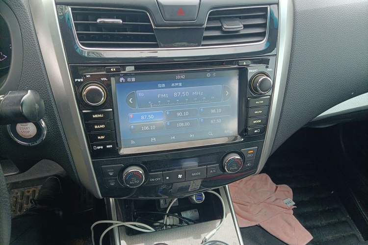 Used Nissan Teana 2013 2.0L XL Comfort Edition Audio And AC Panel