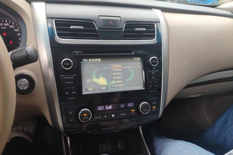 Used Nissan Teana 2013 2.5L XL Leading Edition Audio And AC Panel