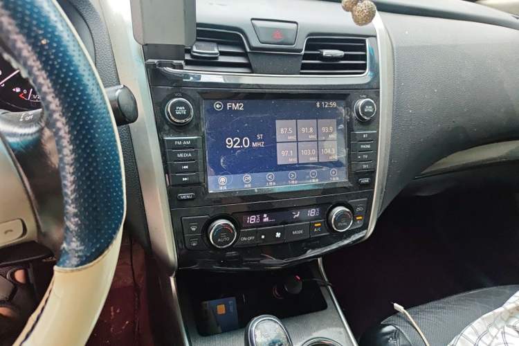 Used Nissan Teana 2013 2.0L XL Comfort Edition Audio And AC Panel