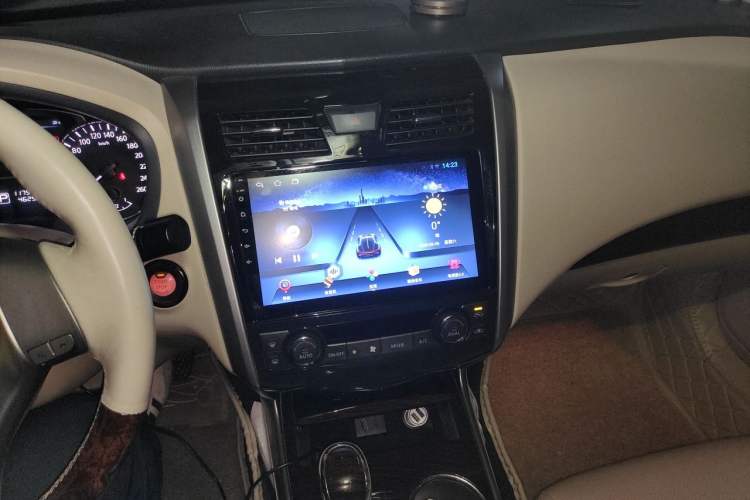 Used Nissan Teana 2013 2.0L XL Comfort Edition Audio And AC Panel