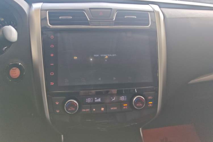 Used Nissan Teana 2013 2.0L XL Comfort Edition Audio And AC Panel
