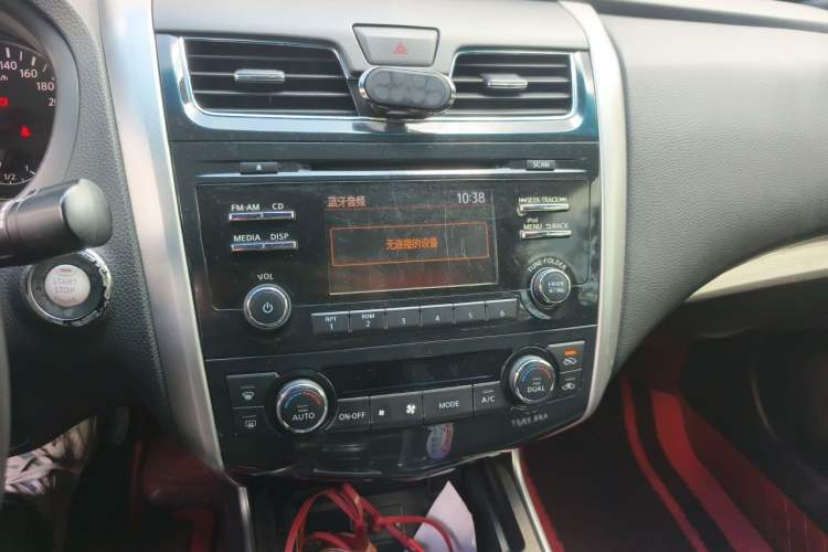 Used Nissan Teana 2013 2.0L XL Comfort Edition Audio And AC Panel