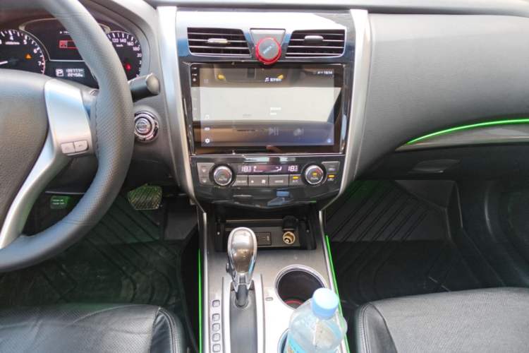 Used Nissan Teana 2013 2.0L XL Comfort Edition Audio And AC Panel