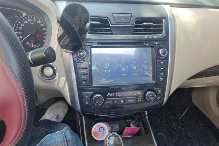 Used Nissan Teana 2013 2.0L XL Comfort Edition Audio And AC Panel