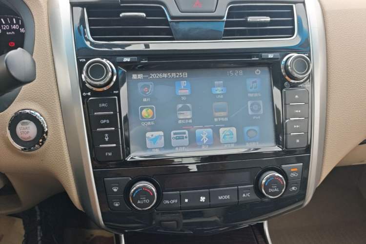 Used Nissan Teana 2013 2.0L XL Comfort Edition Audio And AC Panel