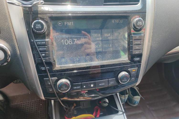 Used Nissan Teana 2013 2.0L XL Comfort Edition Audio And AC Panel