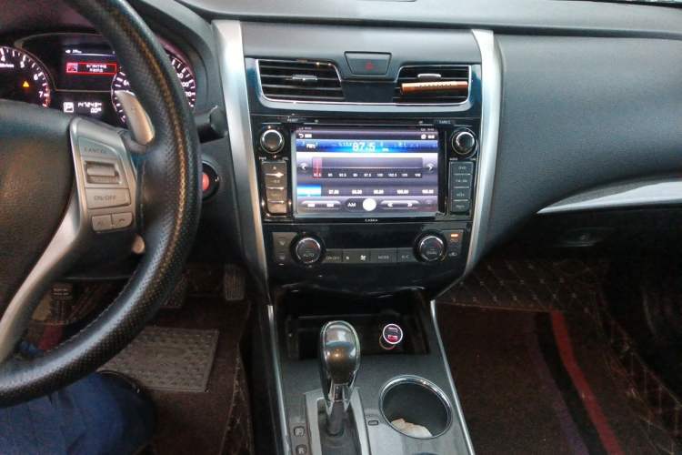 Used Nissan Teana 2013 2.5L XL-NAVI Luxury Edition Audio And AC Panel