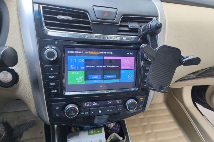 Used Nissan Teana 2013 2.5L XL-NAVI Luxury Edition Audio And AC Panel