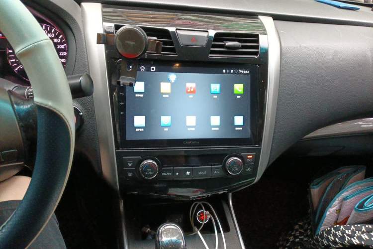 Used Nissan Teana 2013 2.0L XL Comfort Edition Audio And AC Panel