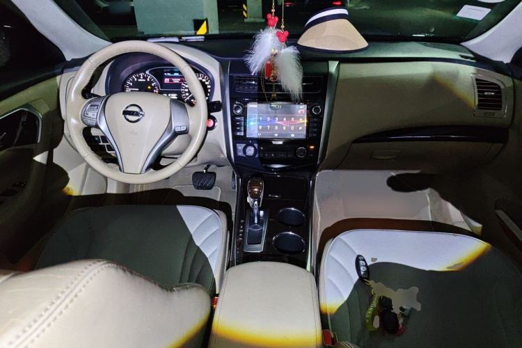 Used Nissan Teana 2013 2.0L XL-NAVI Smart Navigation Edition Center Console
