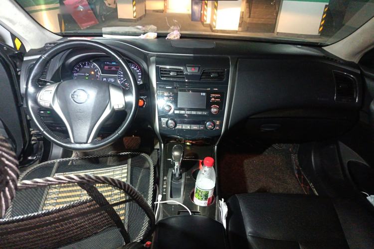 Used Nissan Teana 2013 2.0L XL Comfort Edition Center Console
