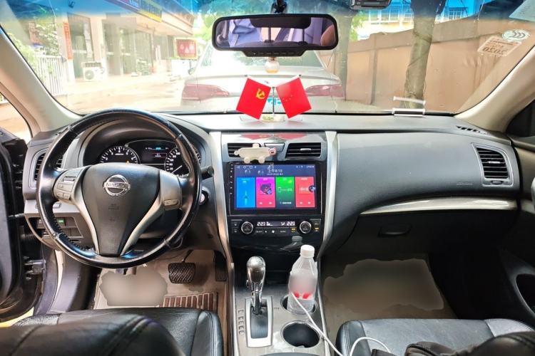 Used Nissan Teana 2013 2.0L XL Comfort Edition Center Console