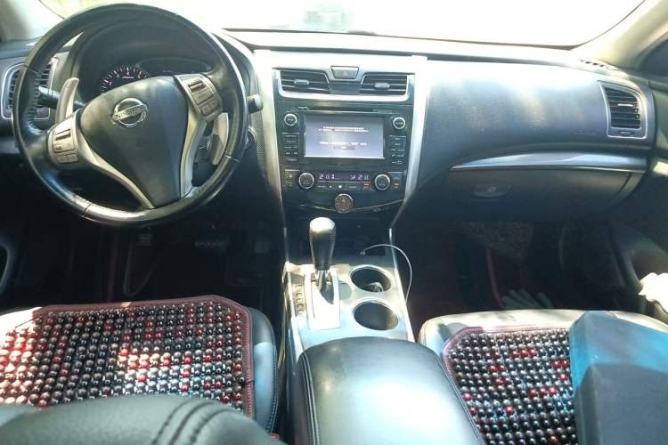 Used Nissan Teana 2013 2.5L XL Leading Edition Center Console