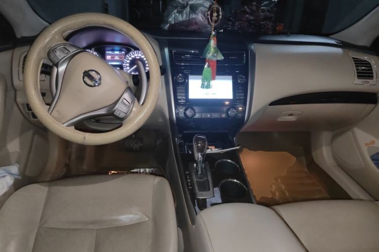 Used Nissan Teana 2013 2.5L XL-NAVI Luxury Edition Center Console