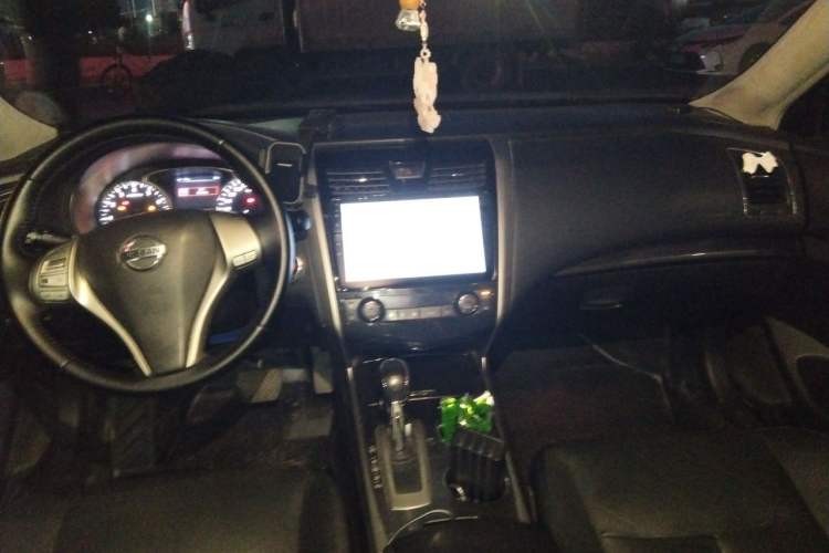 Used Nissan Teana 2013 2.0L XL-NAVI Smart Navigation Edition Center Console