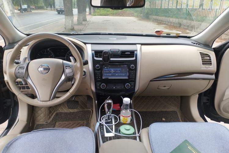 Used Nissan Teana 2013 2.5L XL-Upper NAVI Tech Deluxe Edition Center Console