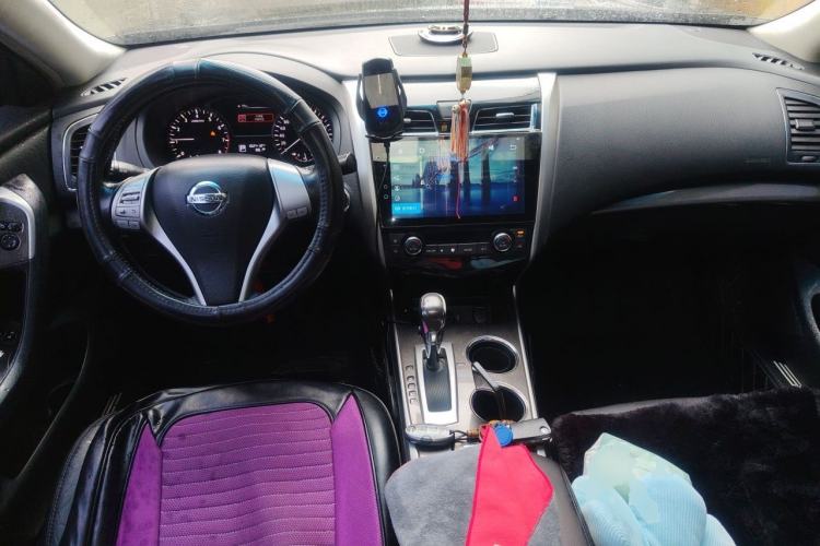 Used Nissan Teana 2013 2.0L XL Comfort Edition Center Console