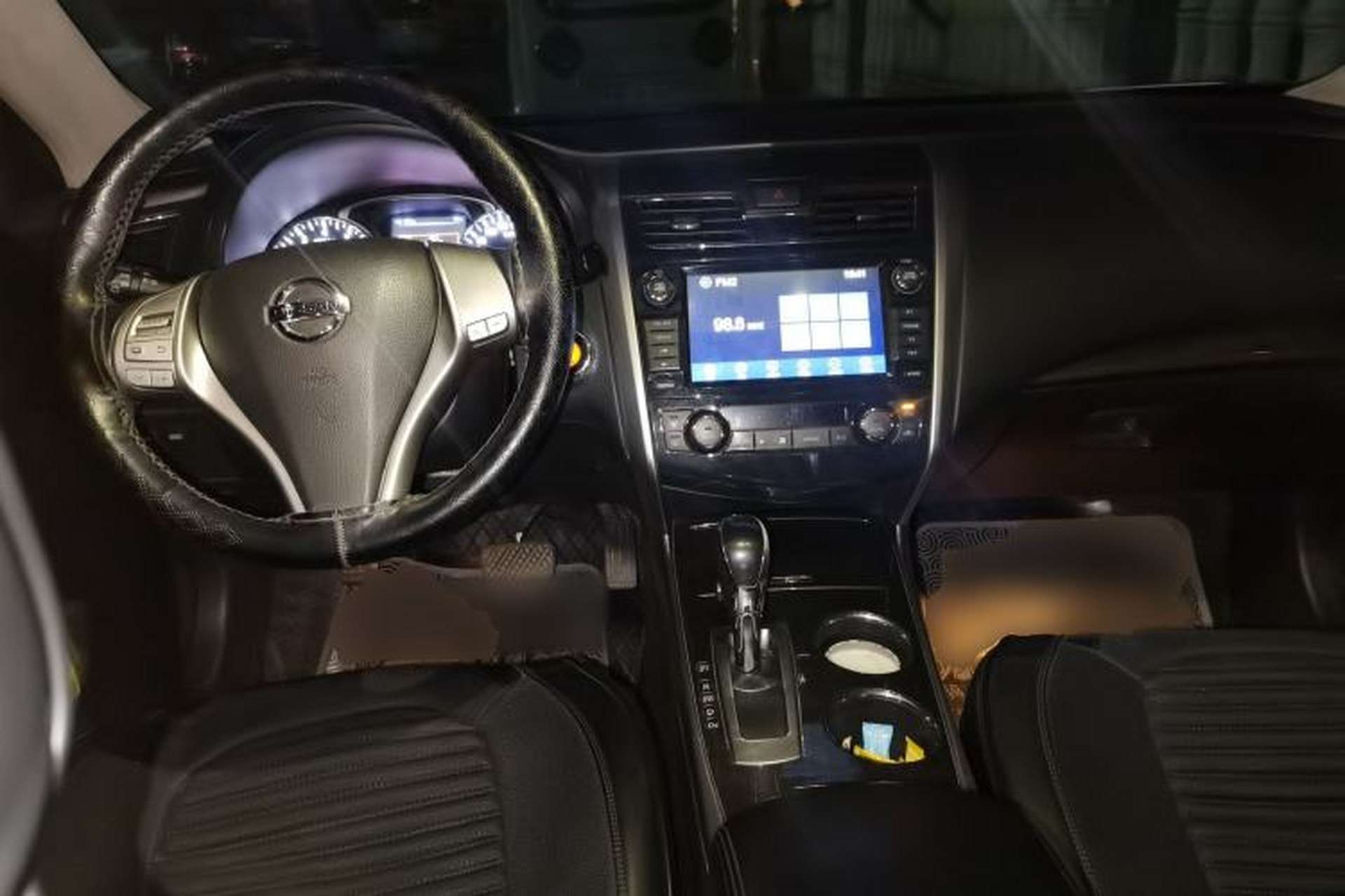 Used Nissan Teana 2013 2.0L XL Comfort Edition Center Console