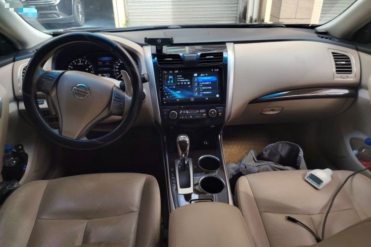 Used Nissan Teana 2013 2.5L XL-NAVI Tech Smart Enjoyment Edition Center Console
