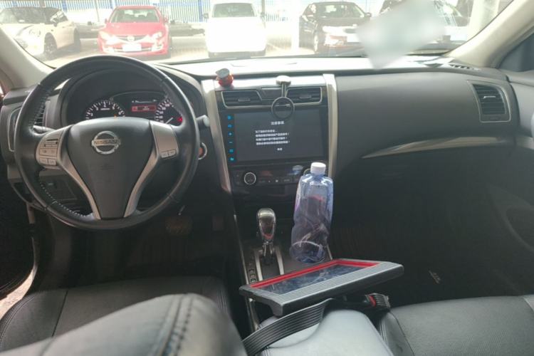 Used Nissan Teana 2013 2.0L XL Comfort Edition Center Console