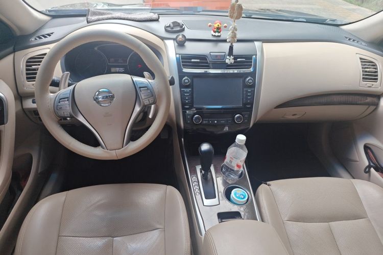 Used Nissan Teana 2013 2.5L XL-NAVI Luxury Edition Center Console