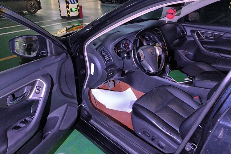 Used Nissan Teana 2013 2.5L XL Leading Edition Driver Seat