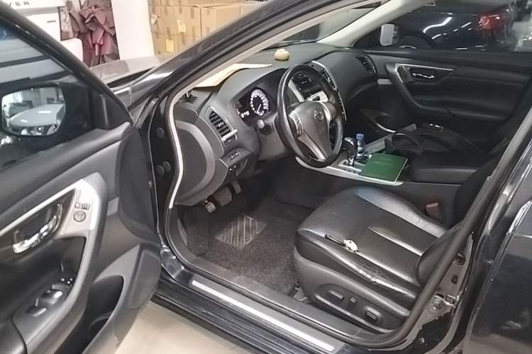 Used Nissan Teana 2013 2.0L XL Comfort Edition Driver Seat