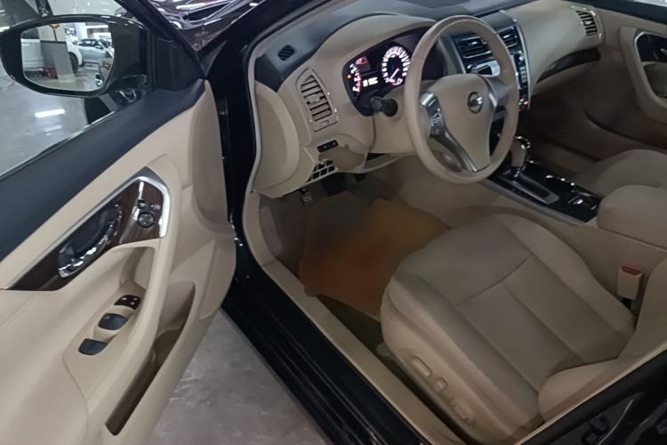 Used Nissan Teana 2013 2.0L XL Comfort Edition Driver Seat