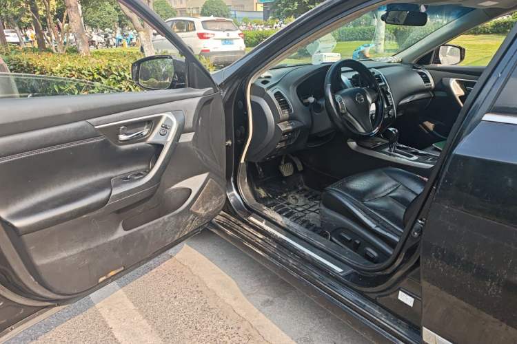 Used Nissan Teana 2013 2.0L XL Comfort Edition Driver Seat