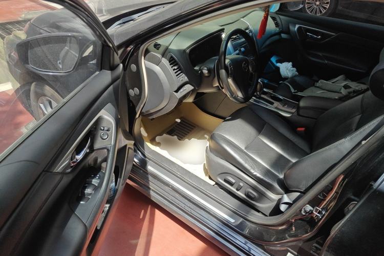 Used Nissan Teana 2013 2.5L XL Leading Edition Driver Seat