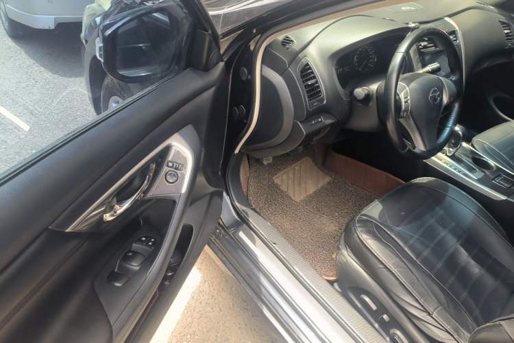 Used Nissan Teana 2013 2.0L XL Comfort Edition Driver Seat