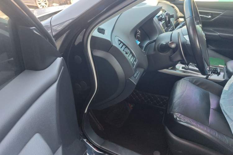 Used Nissan Teana 2013 2.5L XL Leading Edition Driver Seat