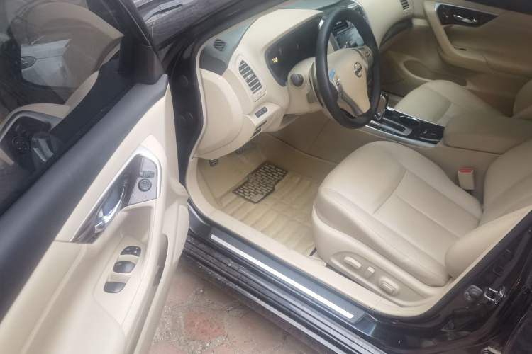 Used Nissan Teana 2013 2.5L XL Leading Edition Driver Seat