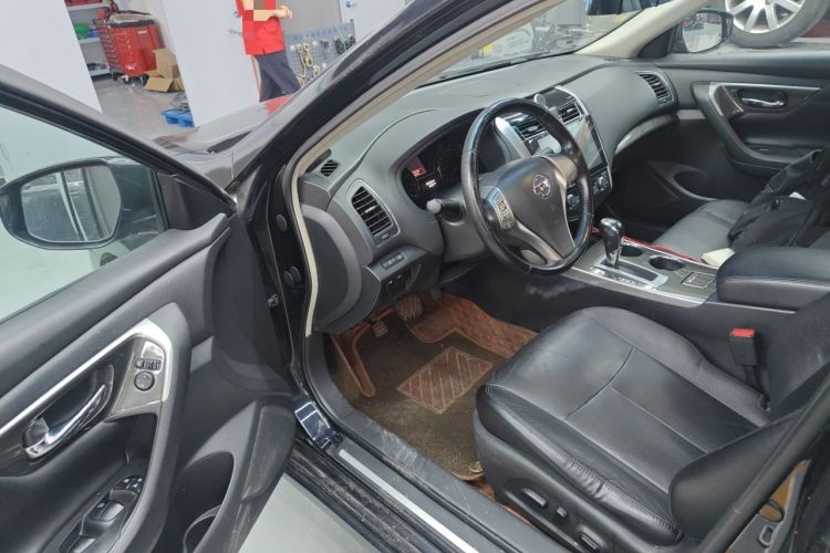 Used Nissan Teana 2013 2.0L XL Comfort Edition Driver Seat