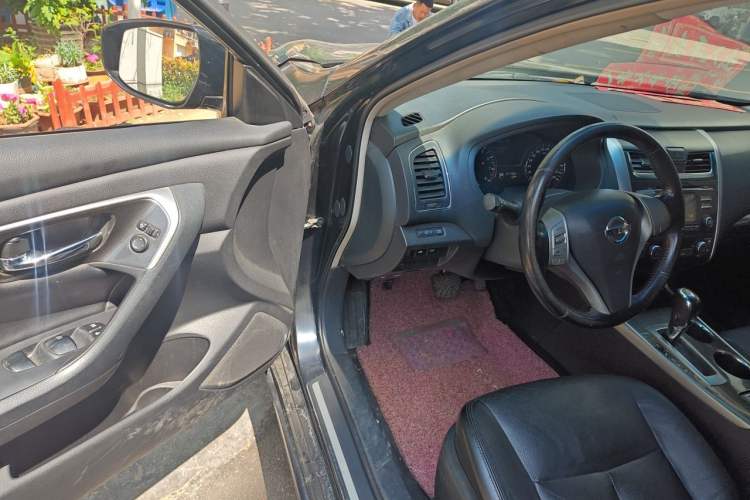 Used Nissan Teana 2013 2.0L XL Comfort Edition Driver Seat