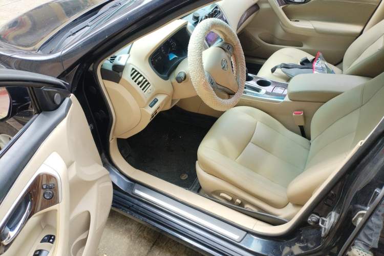 Used Nissan Teana 2013 2.0L XL Comfort Edition Driver Seat