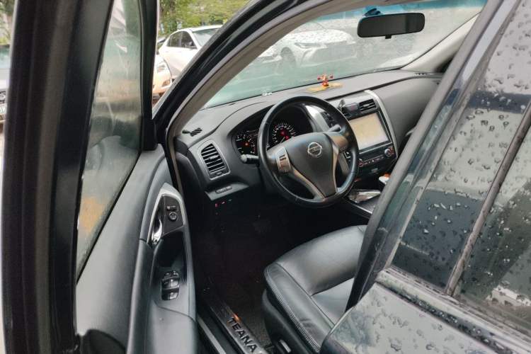 Used Nissan Teana 2013 2.0L XL Comfort Edition Driver Seat