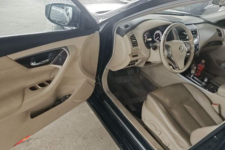Used Nissan Teana 2013 2.0L XL Comfort Edition Driver Seat