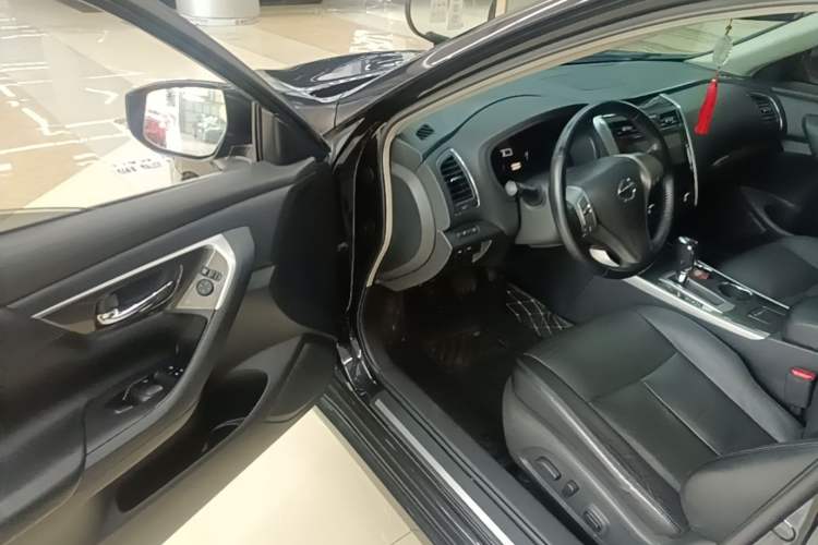 Used Nissan Teana 2013 2.0L XL Comfort Edition Driver Seat