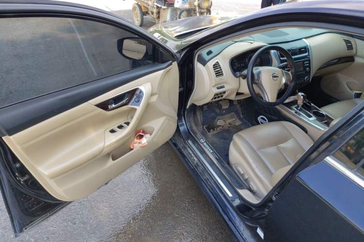 Used Nissan Teana 2013 2.0L XL Comfort Edition Driver Seat