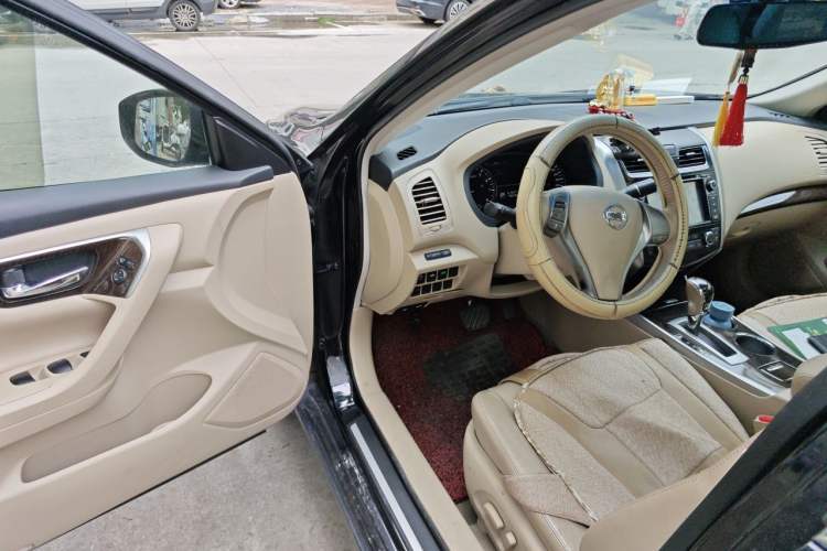 Used Nissan Teana 2013 2.0L XL-NAVI Smart Navigation Edition Driver Seat