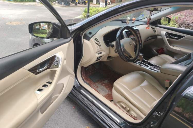 Used Nissan Teana 2013 2.5L XL Leading Edition Driver Seat
